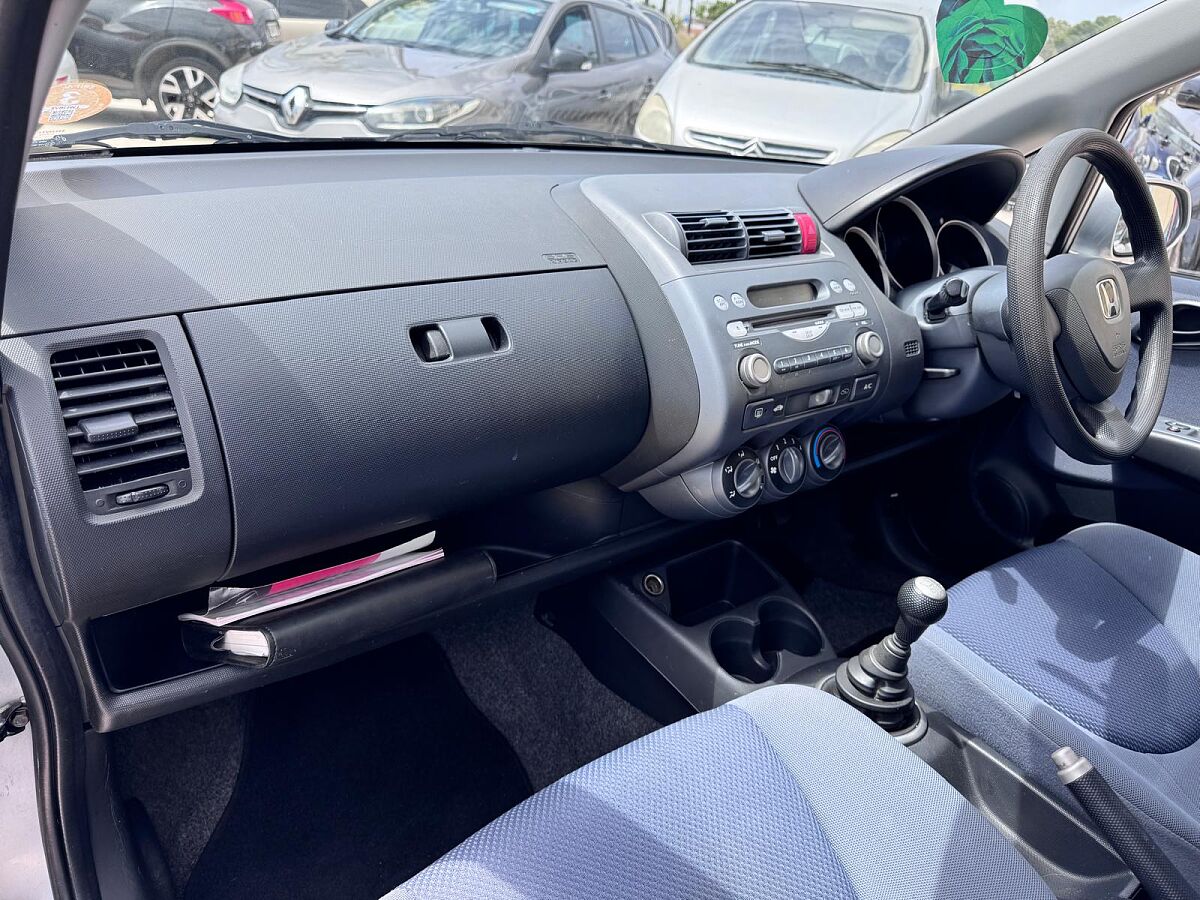 HONDA JAZZ SE 1.3 DSI UK RHD IN SPAIN ONLY 53000 MILES SUPERB LONG MOT 2004